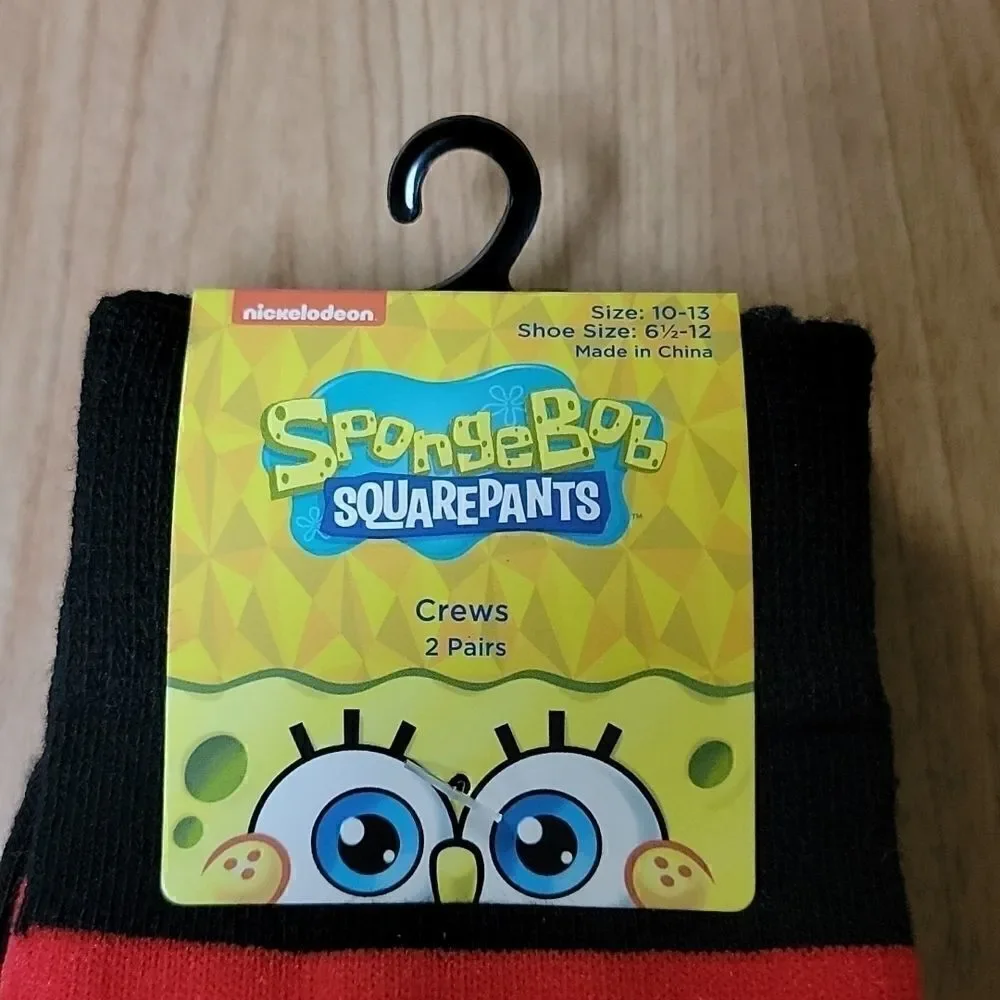 SPONGEBOB SQUAREPANTS RAINBOW PRIDE CREW SOCKS